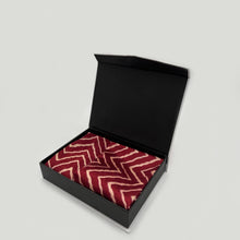 Load image into Gallery viewer, Red Zig-Zag Set