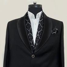 Load image into Gallery viewer, Black Ikat Set