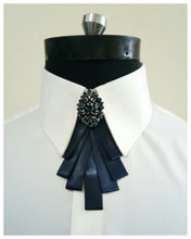 Load image into Gallery viewer, Stunning Navy Crystal TieBow
