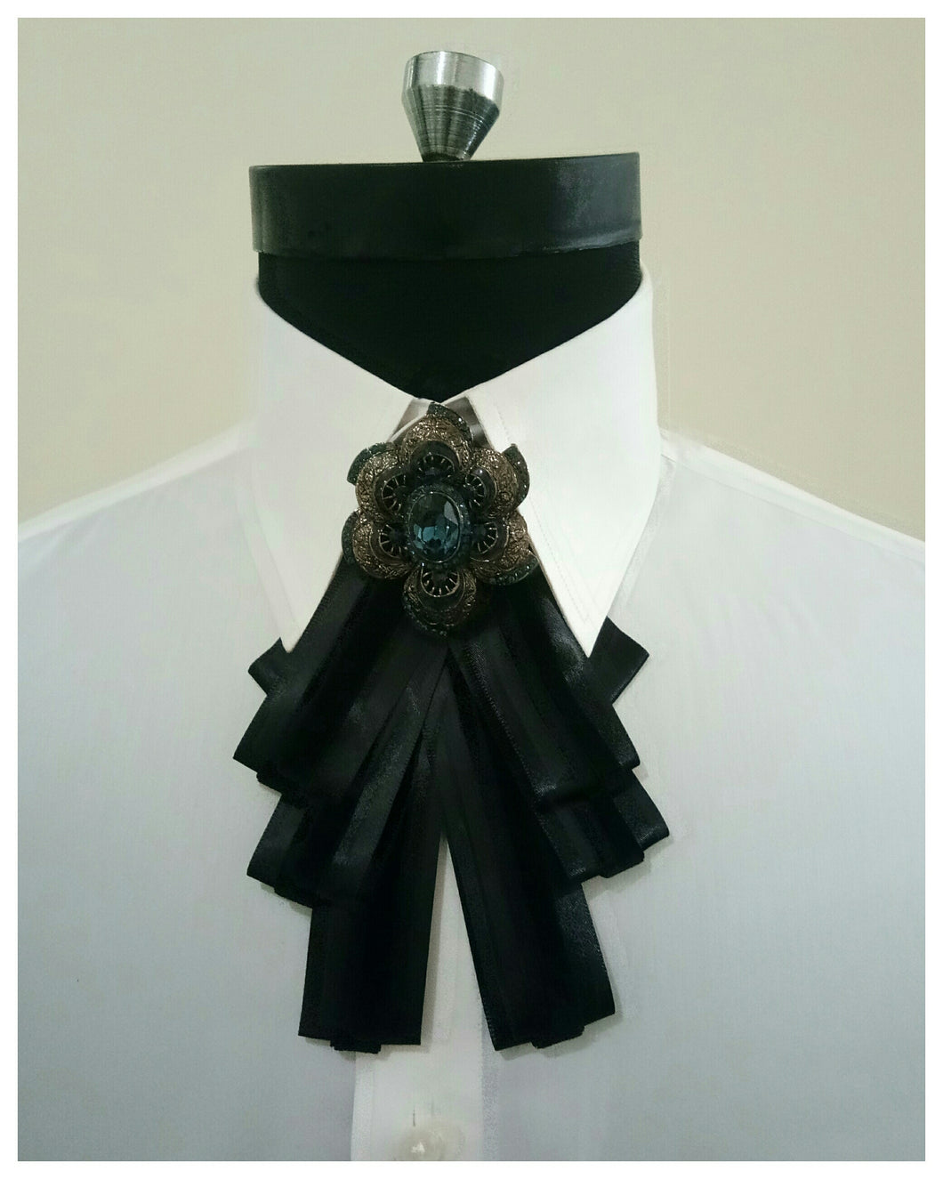 Sapphire Black TieBow