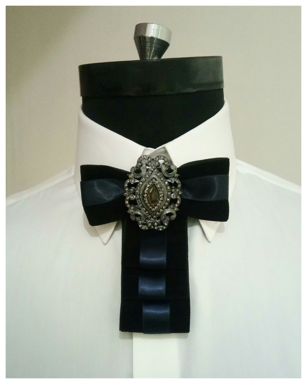 Black and Vintage Diamond TieBow