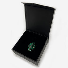 Load image into Gallery viewer, Green Stone Broach
